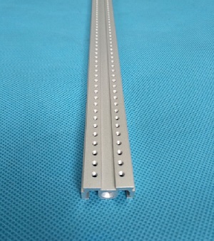 鋁合金機(jī)箱橫梁---中橫梁